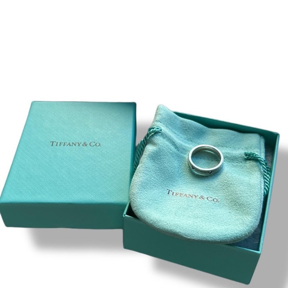 Tiffany 1837 sterling silver ring with sapphires - Picture 3 of 4